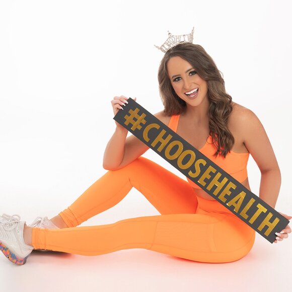 Meet your Posher, Kayla - Picture 16 of 16